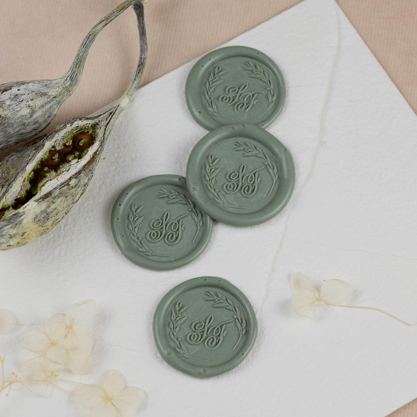 Wachssiegel Design Lorbeer mit Initialen - Siegelstempel personalisiert